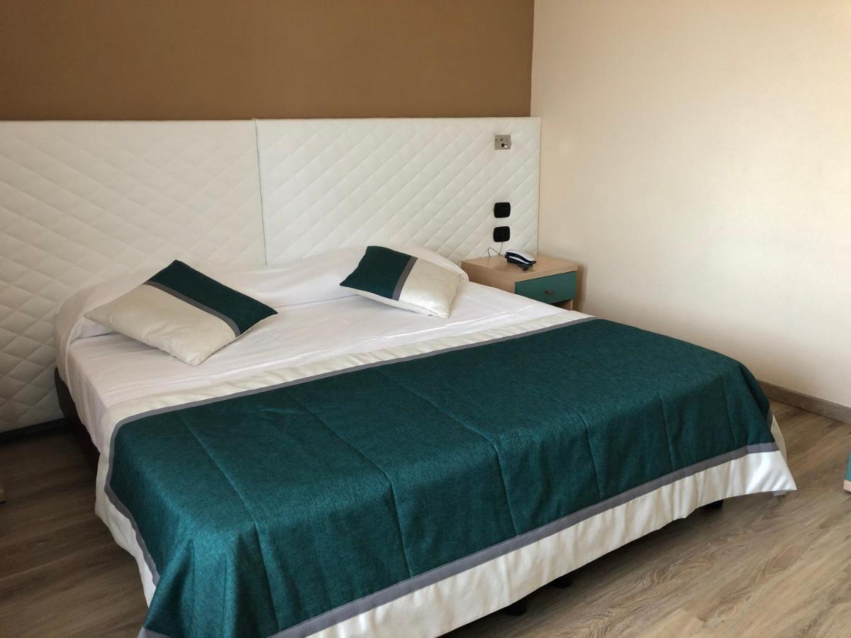 Hotel City Chivasso Eksteriør billede